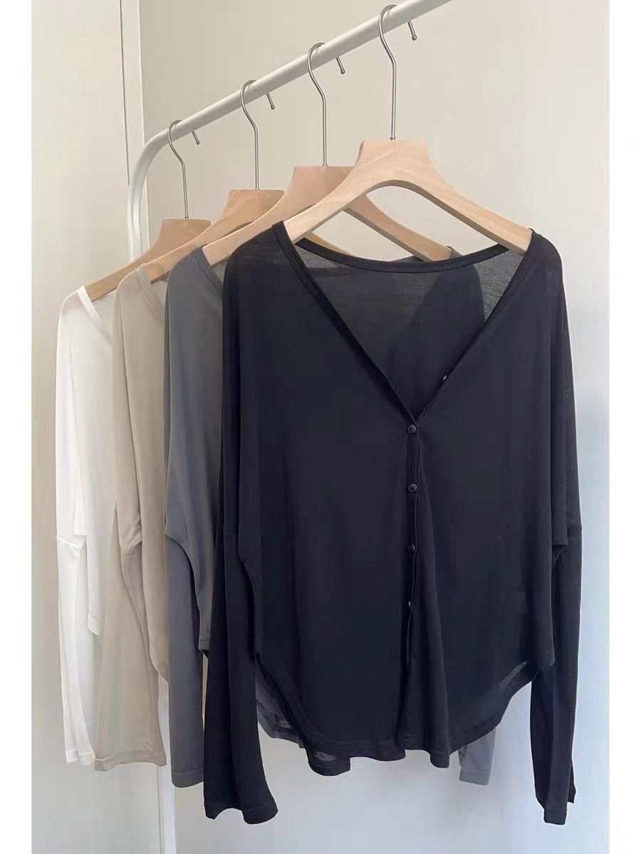 Cardigan with Loose Bat Sleeves